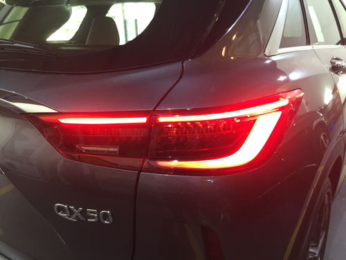 英菲尼迪qx50海外版尾灯改装,东莞锋程全国首家改装技术,qx50改美规版尾灯